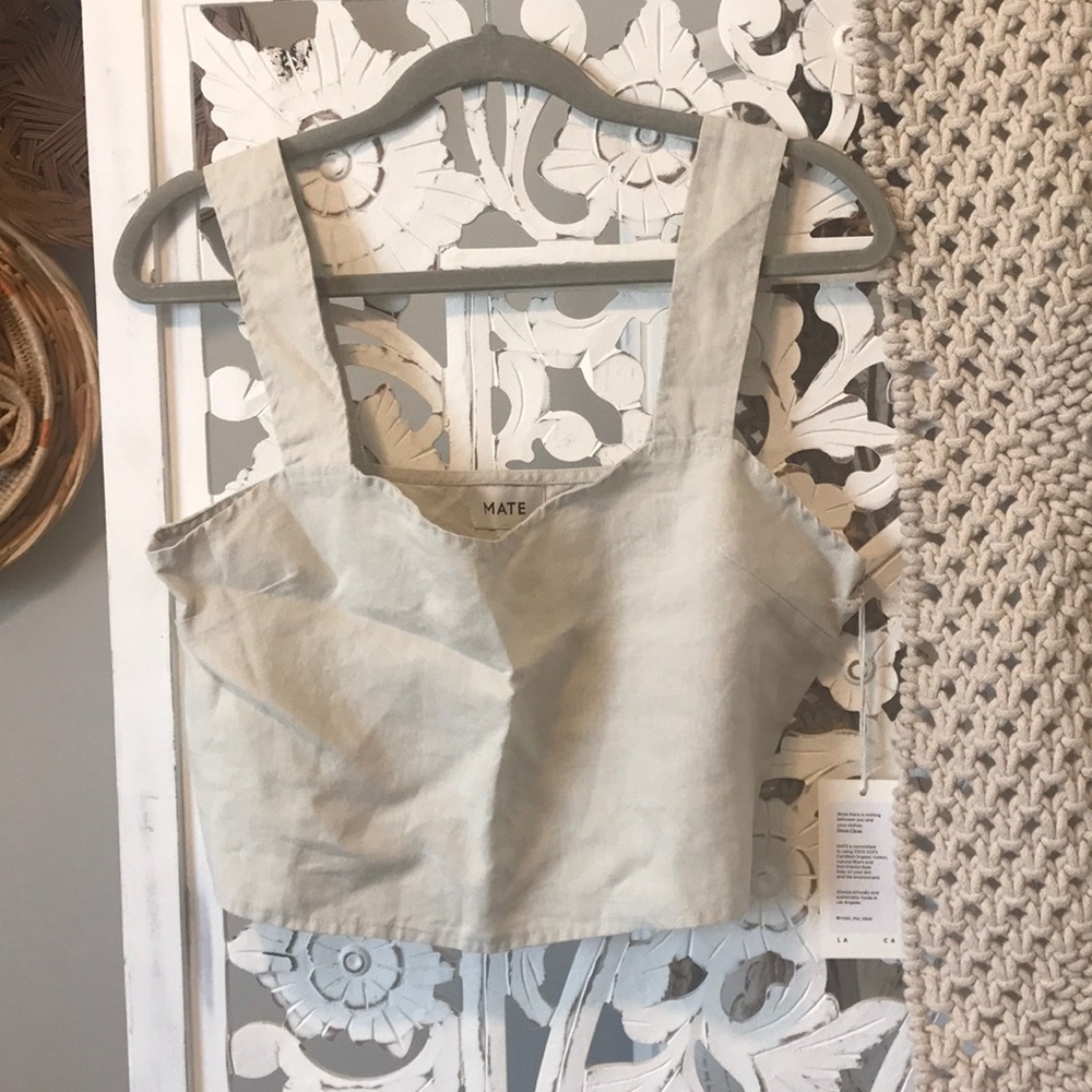 mate the label crop top